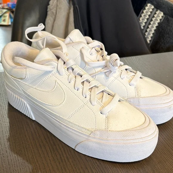 Nike White Athletic Shoes - Picture 3 of 4